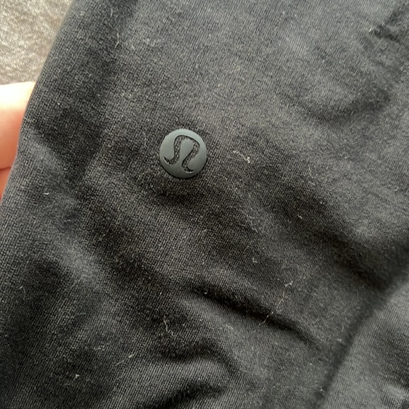 Lululemon - Sz 8 - black joggers - Picture 3 of 3